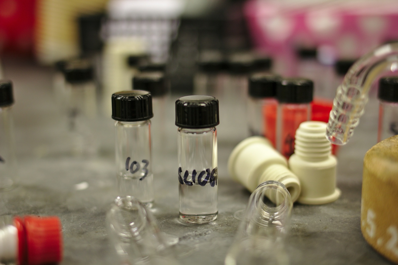 Labeled laboratory vials for cyanoacrylate flexible pack sizes from 20g to 2kg